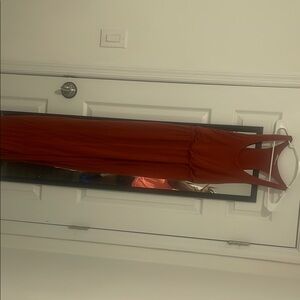Elegant Rust Sleeveless Maxi Dress